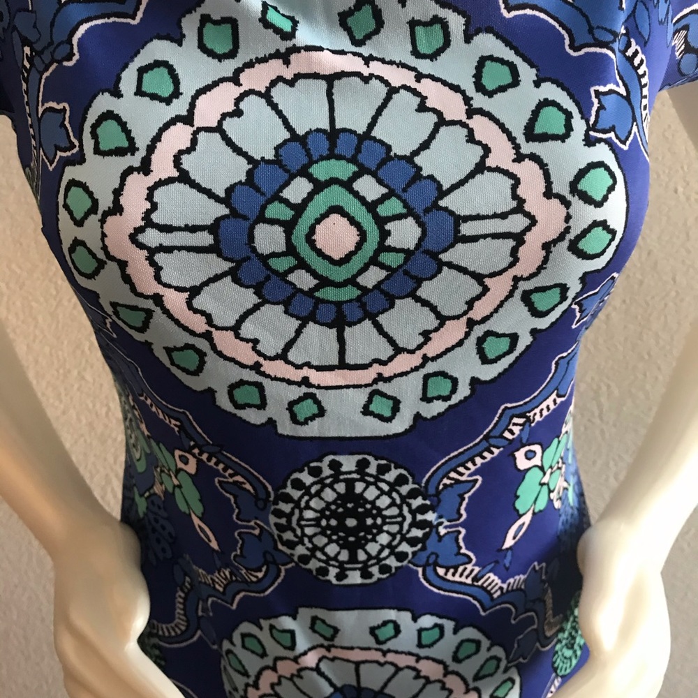 Zip Back Dress - Picture 3 of 6